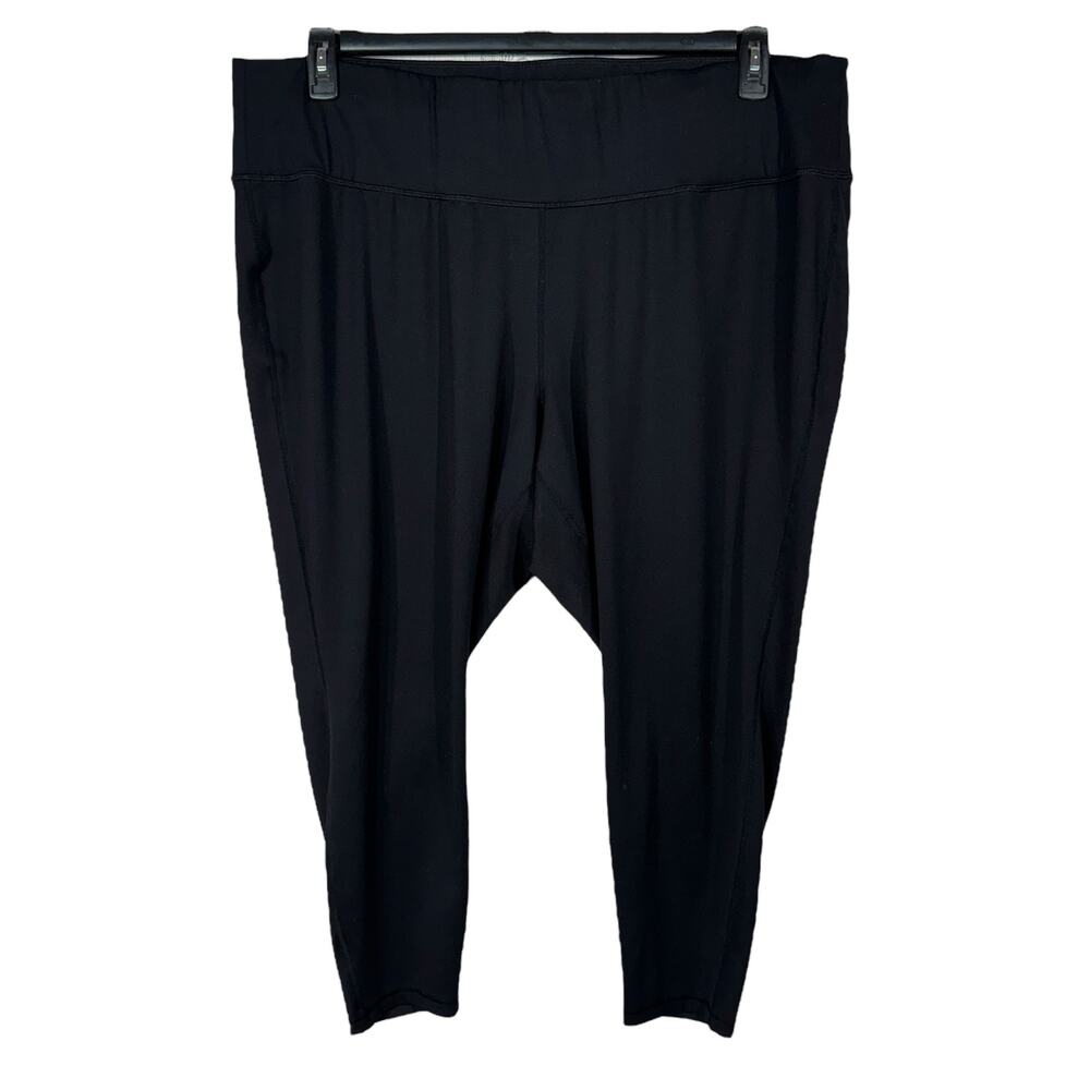 LIVI SZ 26/28 Capris Leggings Activewear Stretch Pocket Elastic Waist Black